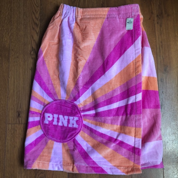 ~FIXED PRICE ~VS PINK STRIPE WRAP TOWEL - Picture 1 of 3
